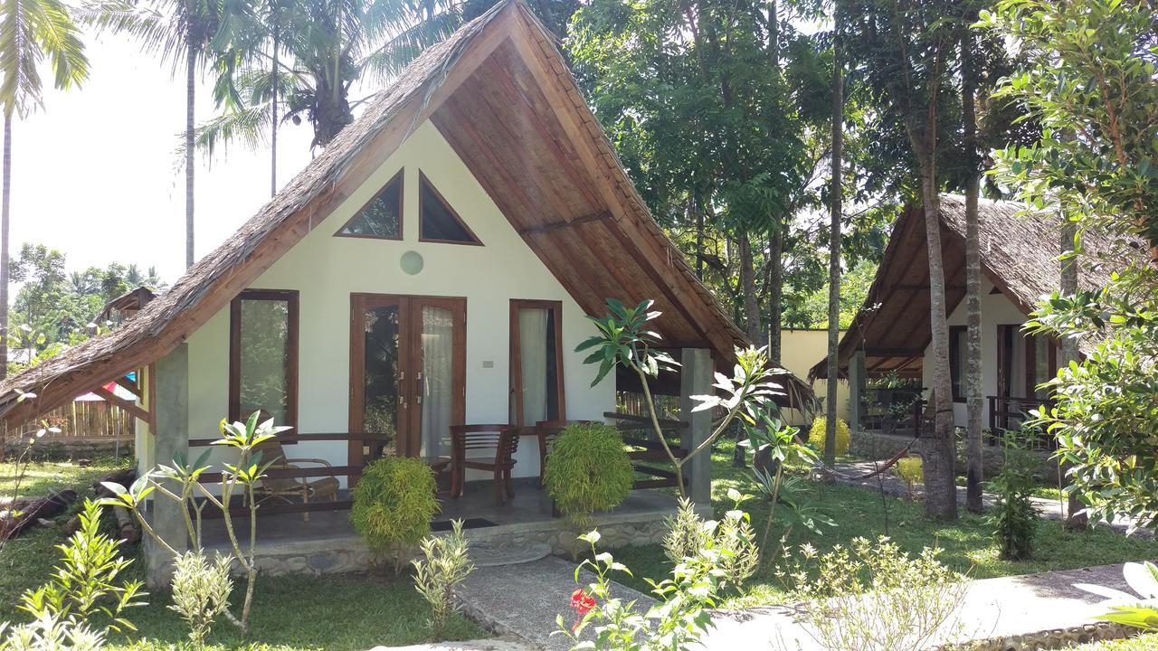 Villa Paradise Букит-Лаванг Экстерьер фото