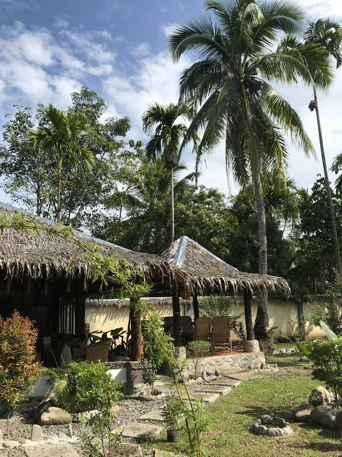 Villa Paradise Букит-Лаванг Экстерьер фото